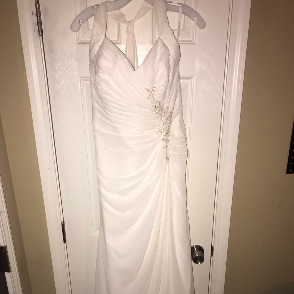 David’s bridal wedding gown